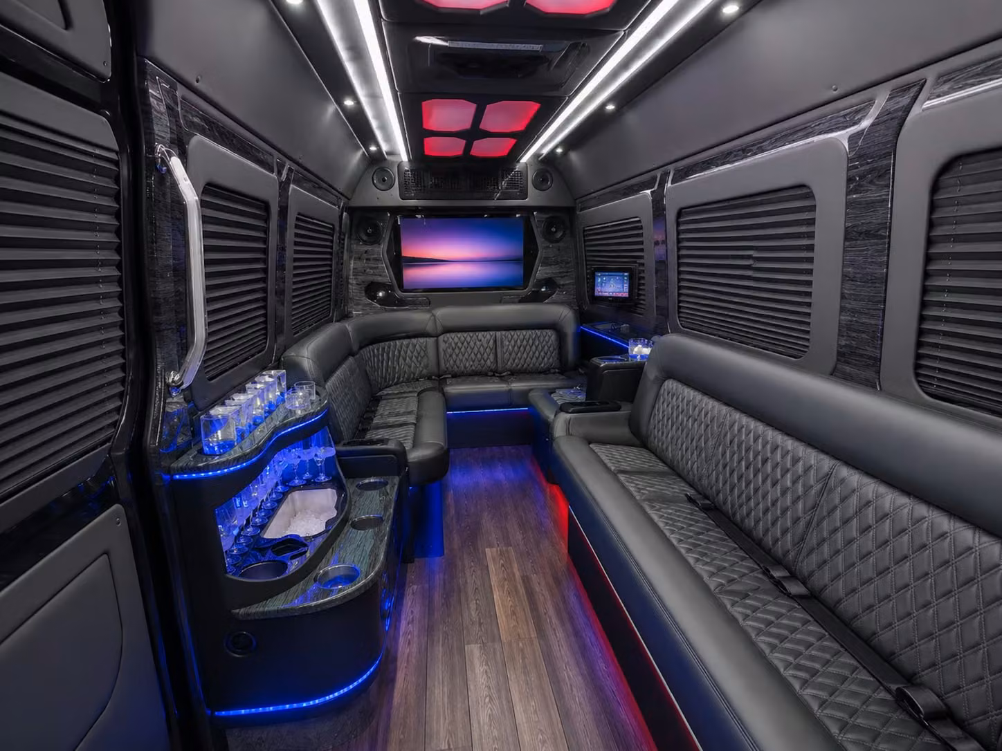 airport and off site parking shuttle services for reno businesses